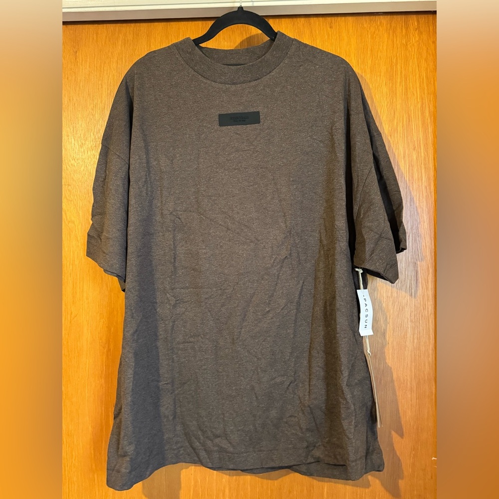 Essentials tee Heather wood